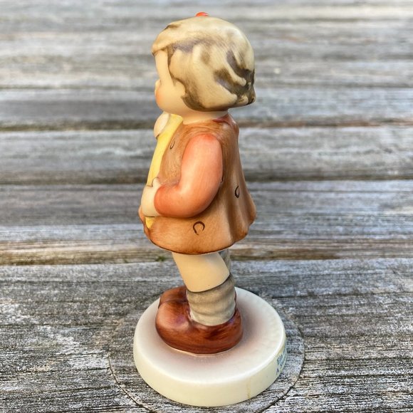 💯 Authentic Goebel Vintage Hummel "A Sweet Offering" Figurine #144-Hummel Club - Picture 3 of 11